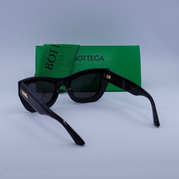 Bottega Veneta BV1251S 001 Cat Eye Sunglasses - Black/Grey